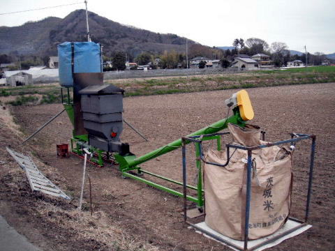 もみ殻連続炭化給湯暖房装置「スミちゃん」の装置概要